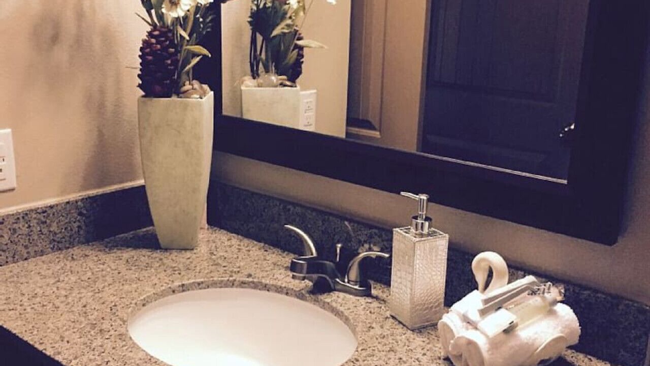 Photo of Bathroom in Grogan's Mill