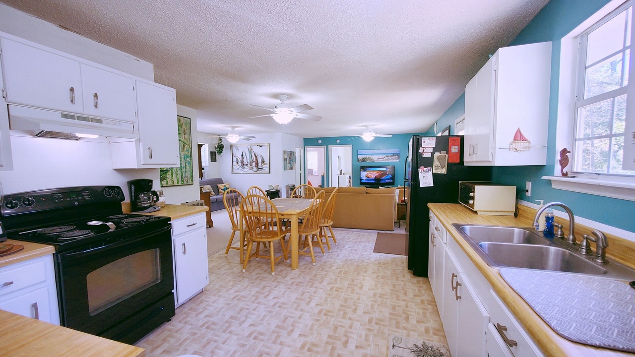 Photo of Kitchen in Edisto Island