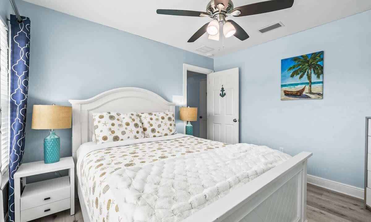 Photo of Bedroom in Indian Rocks Beach