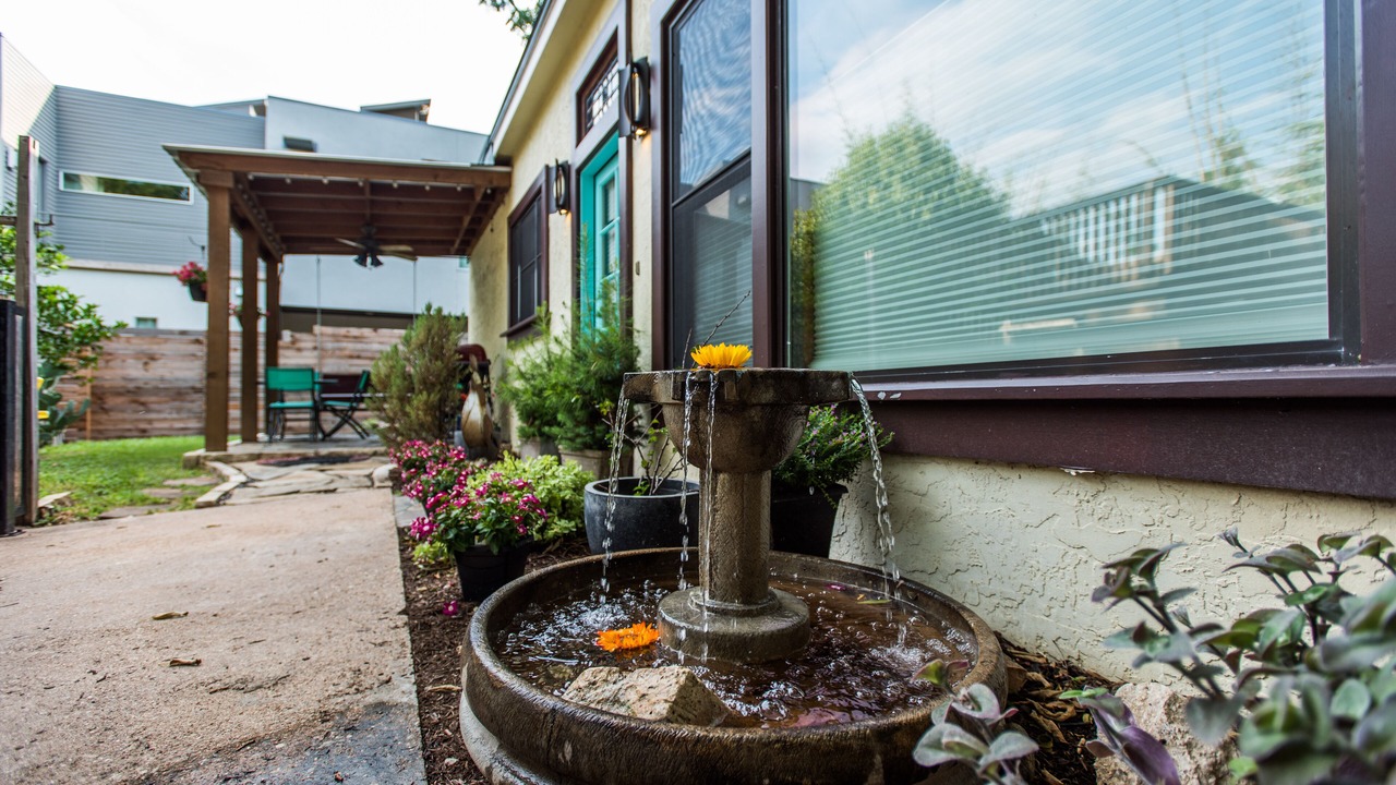 Photo of Outdoor in Greater South River City