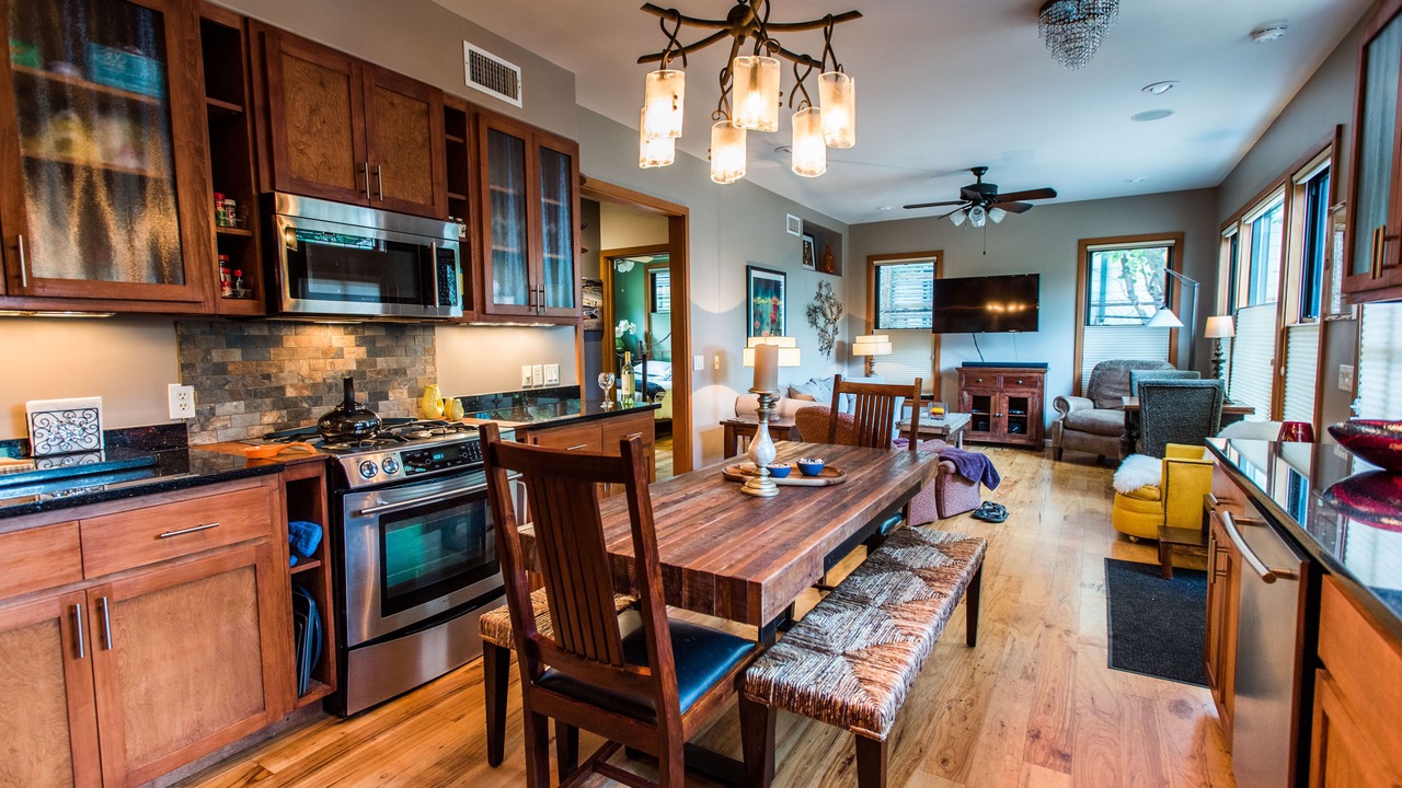 Photo of Bedroom in Greater South River City