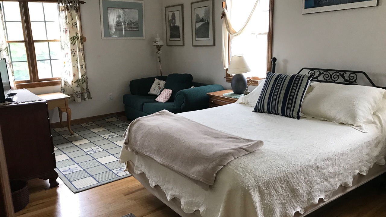 Photo of Bedroom in North Truro