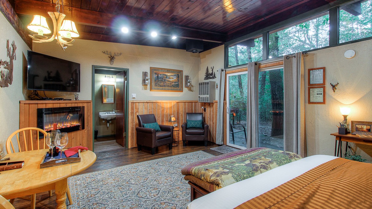 Photo of Livingroom in Piercy