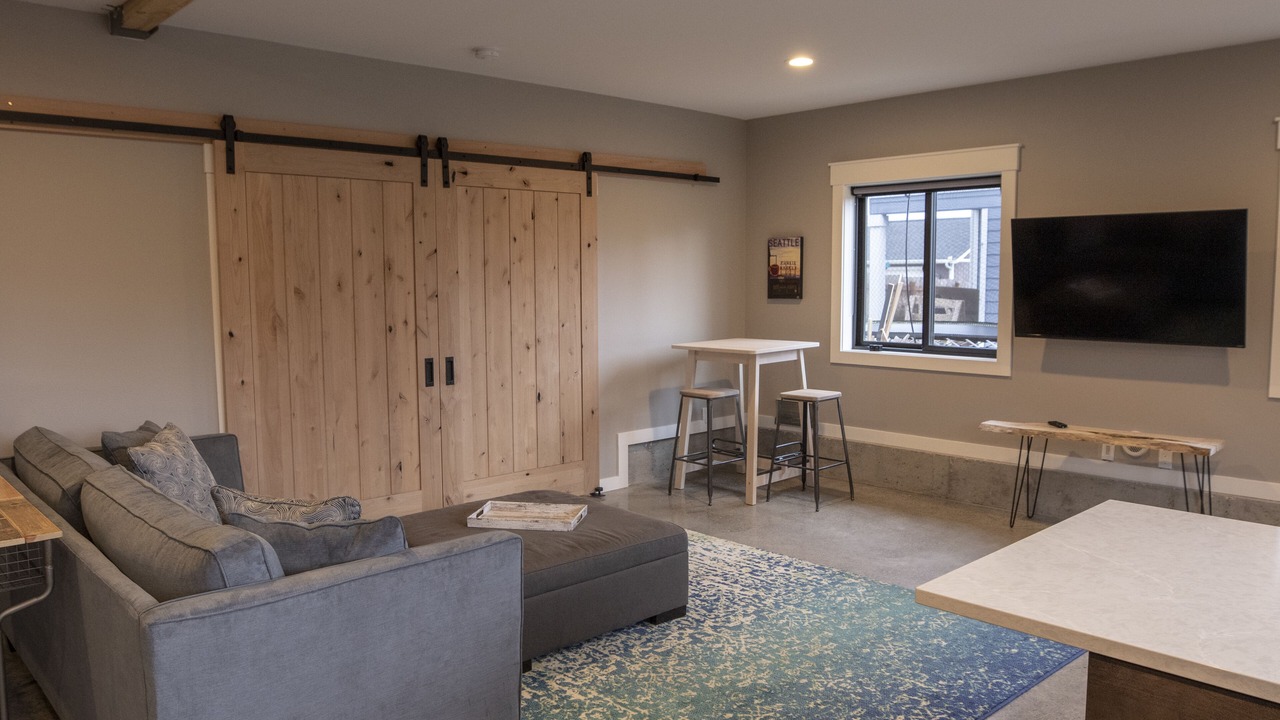 Photo of Livingroom in Genesee