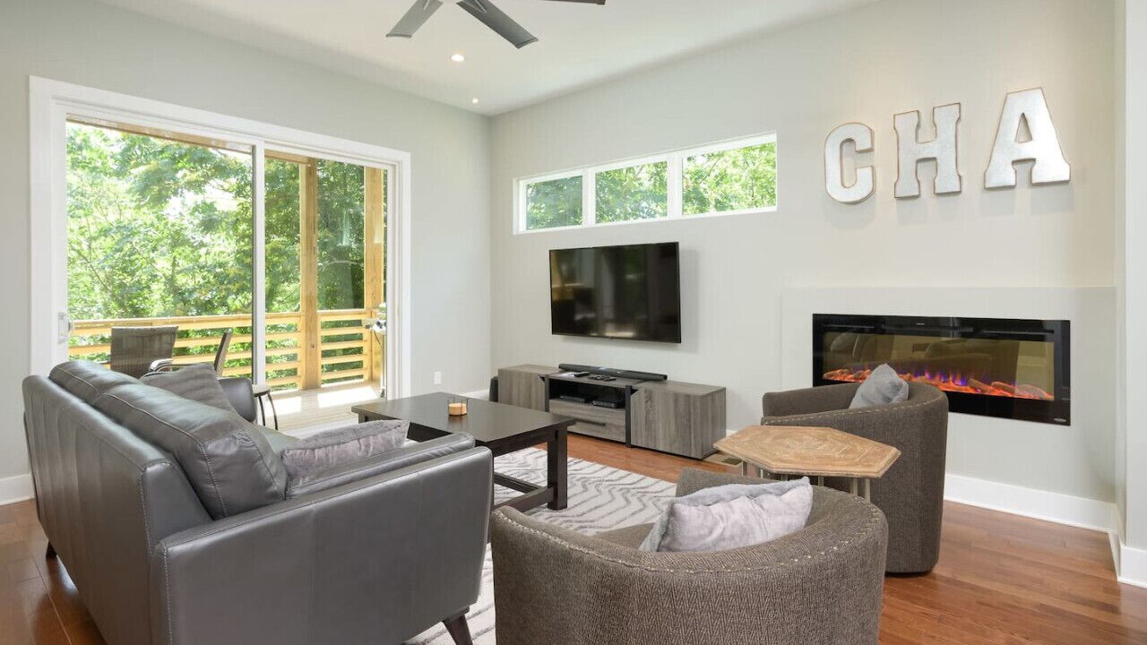 Photo of Livingroom in North Chattanooga