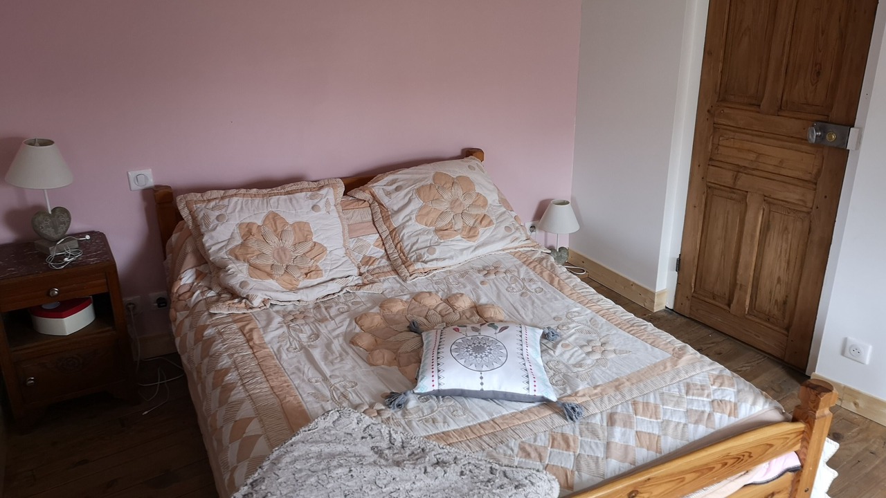 Photo of Bedroom in Messeix