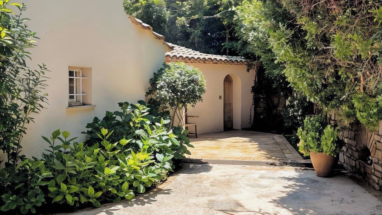 Photo of Outdoor in Cap Benat