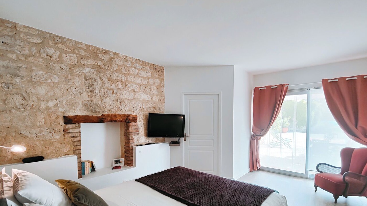 Photo of Bedroom in Livers-Cazelles