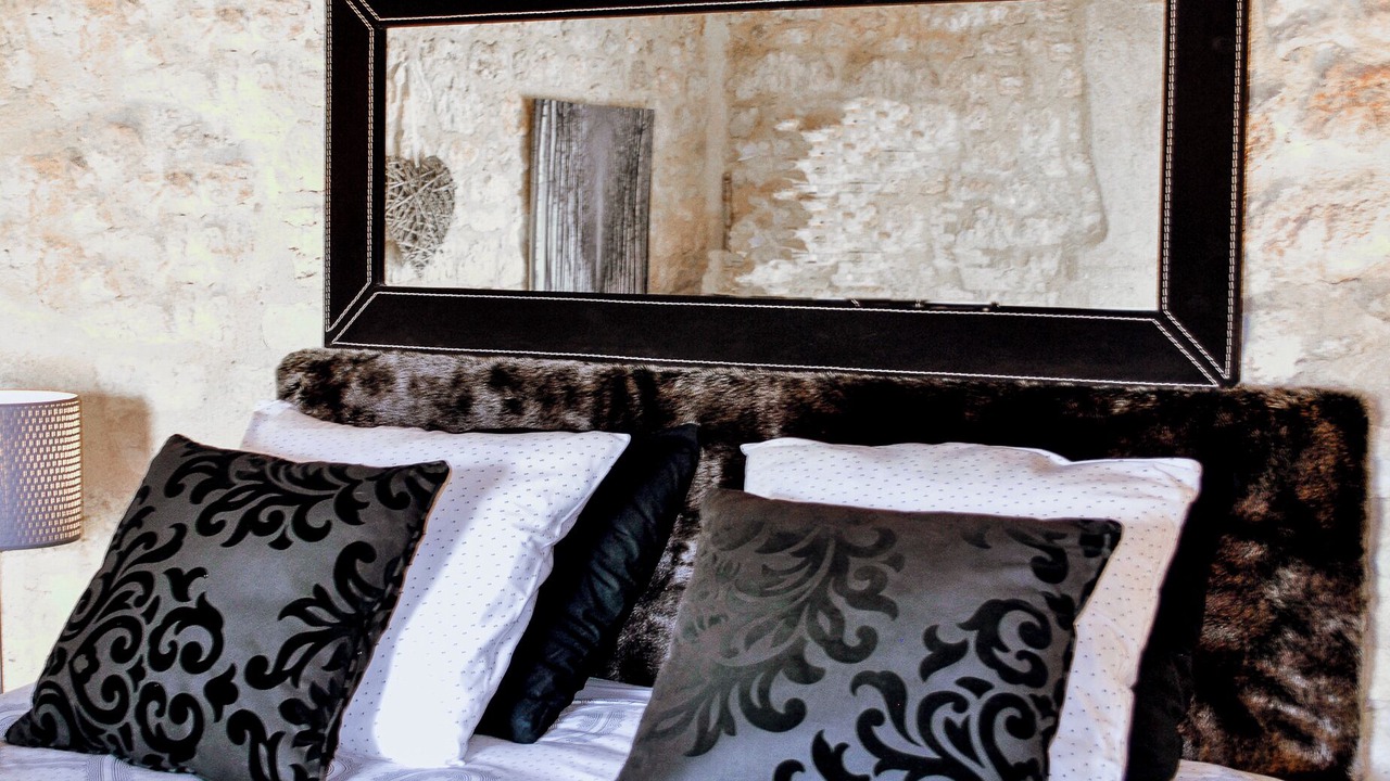 Photo of Bedroom in Livers-Cazelles