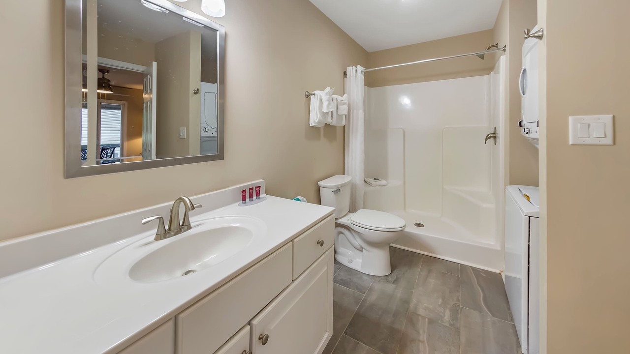 Photo of Bathroom in Fairfield Harbour