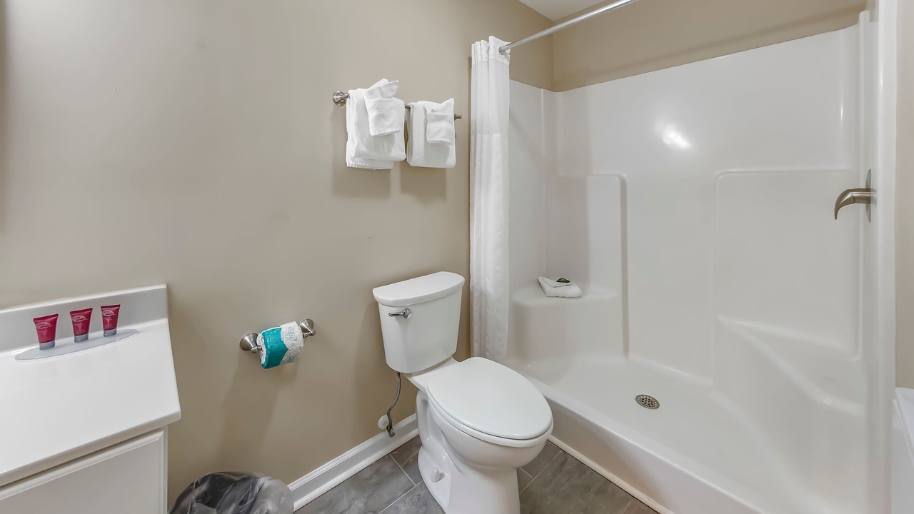 Photo of Bathroom in Fairfield Harbour
