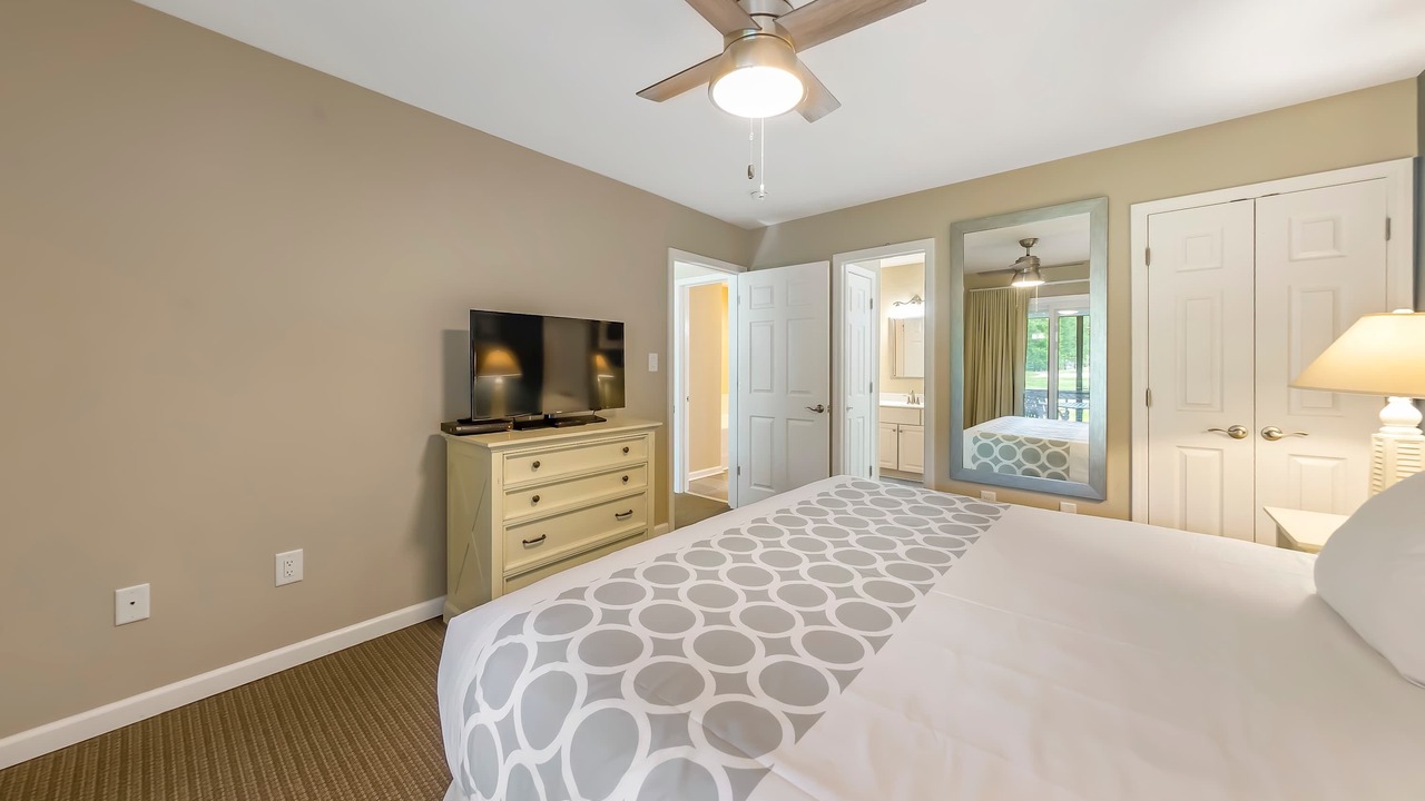 Photo of Bedroom in Fairfield Harbour