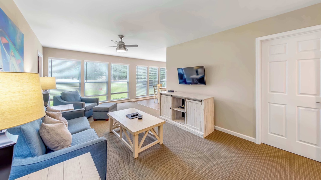 Photo of Livingroom in Fairfield Harbour