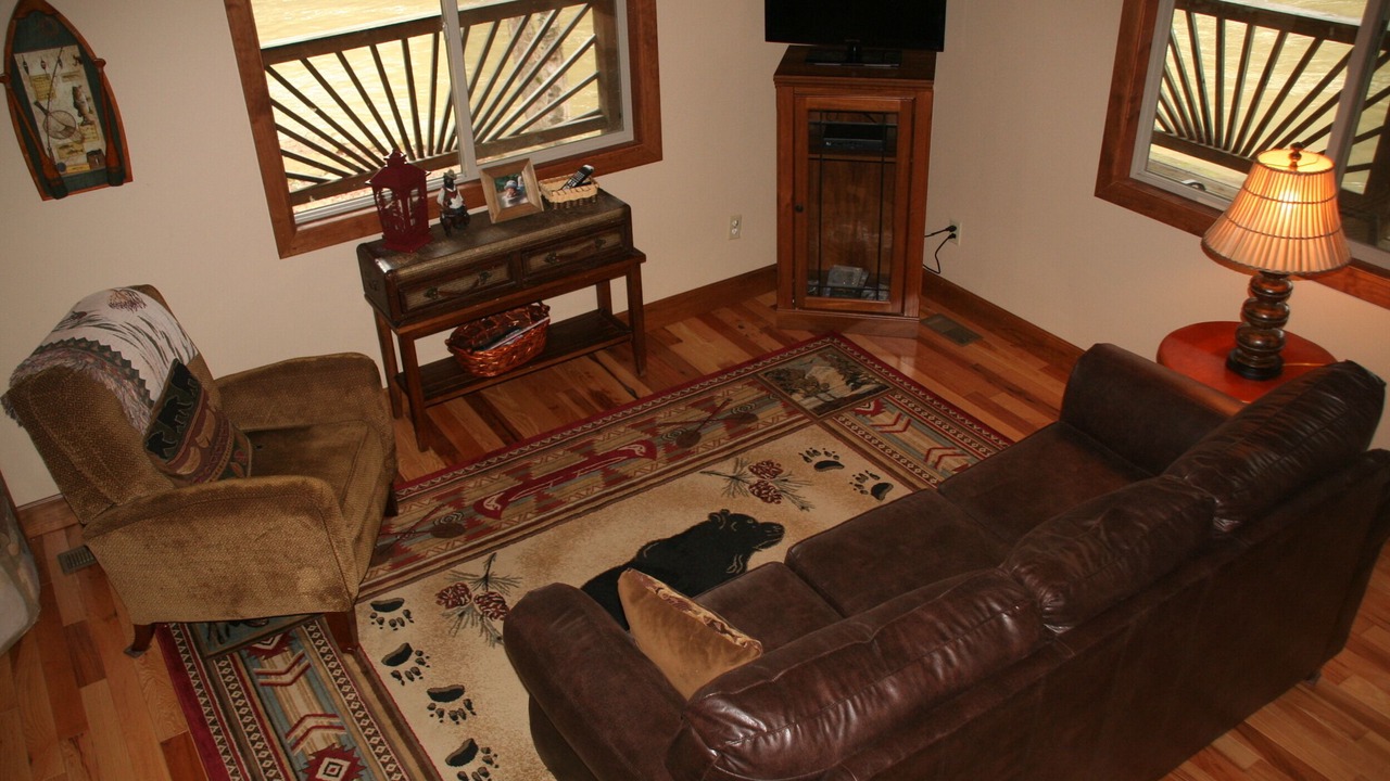 Photo of Bedroom in Byrdstown