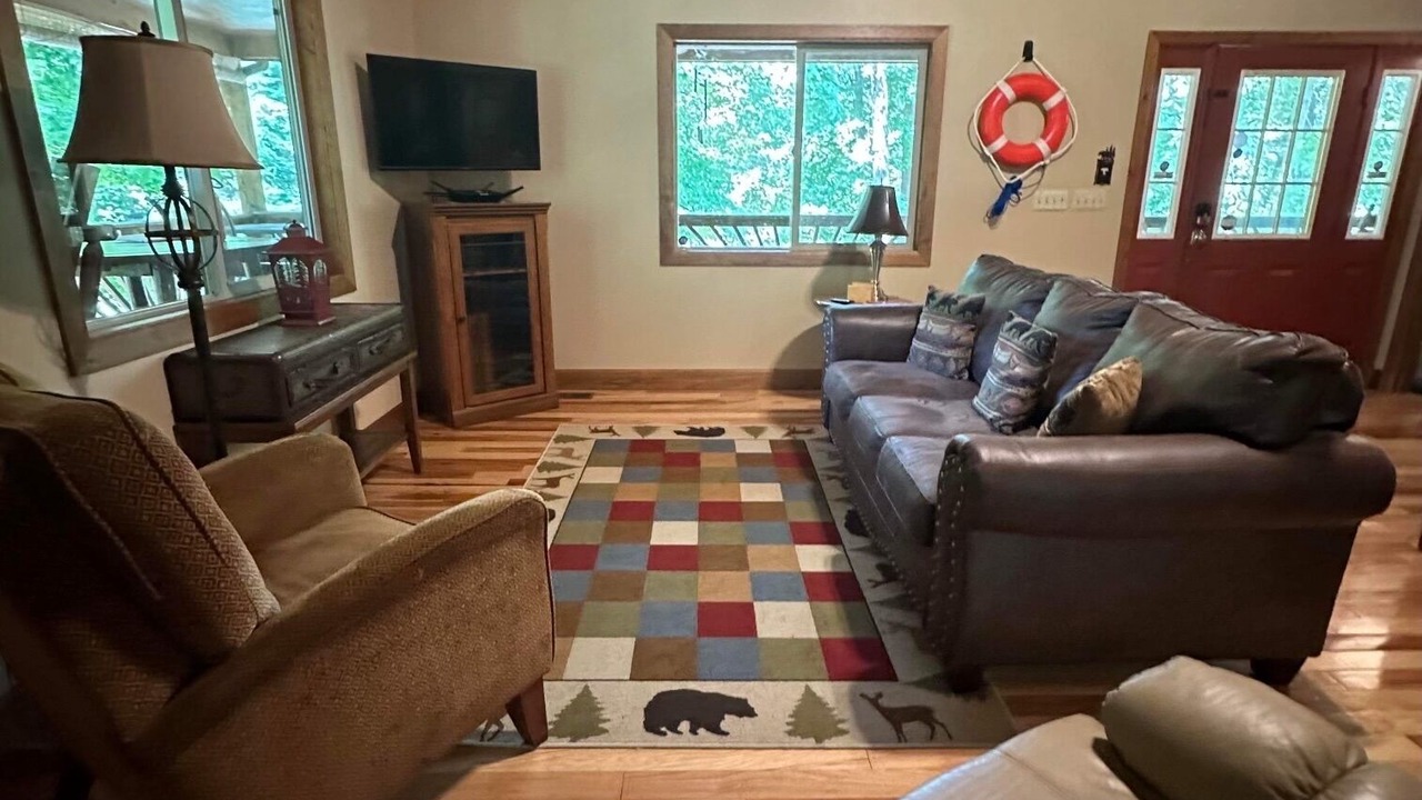 Photo of Bedroom in Byrdstown