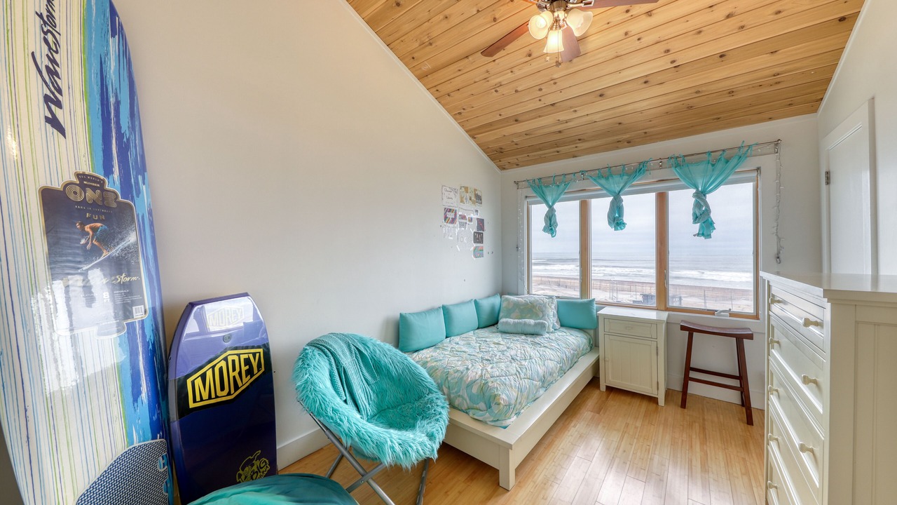 Photo of Bedroom in Ocean Bay Park