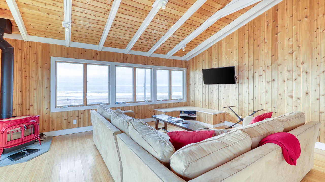 Photo of Livingroom in Ocean Bay Park