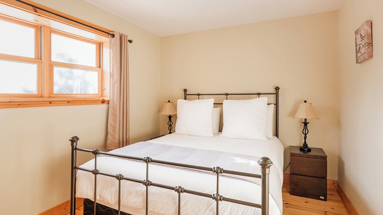 Photo of Bedroom in Fiddler Lake Resort