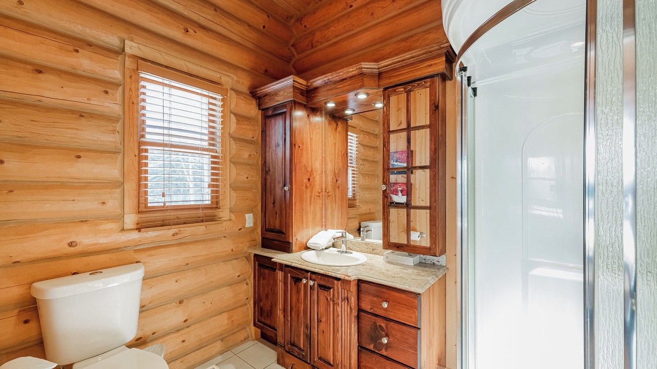 Photo of Bathroom in Fiddler Lake Resort