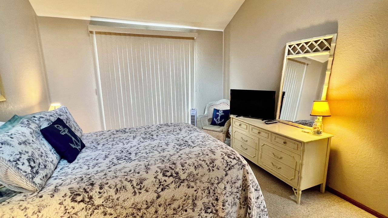 Photo of Bedroom in Lake Ozark