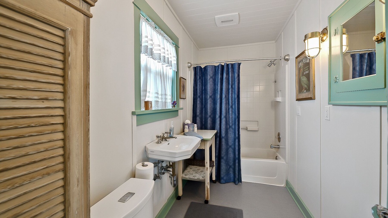 Photo of Bathroom in Downtown Cannon Beach