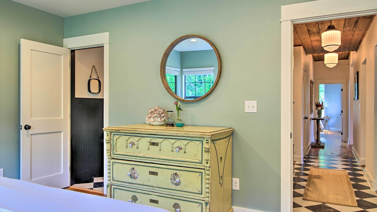 Photo of Bedroom in Comfort