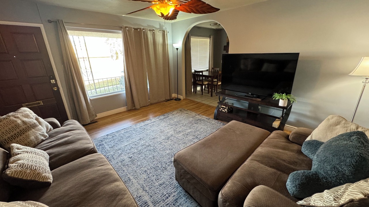 Photo of Livingroom in Murray