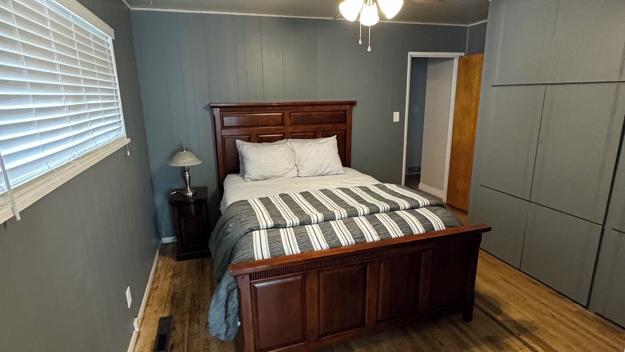 Photo of Bedroom in Murray