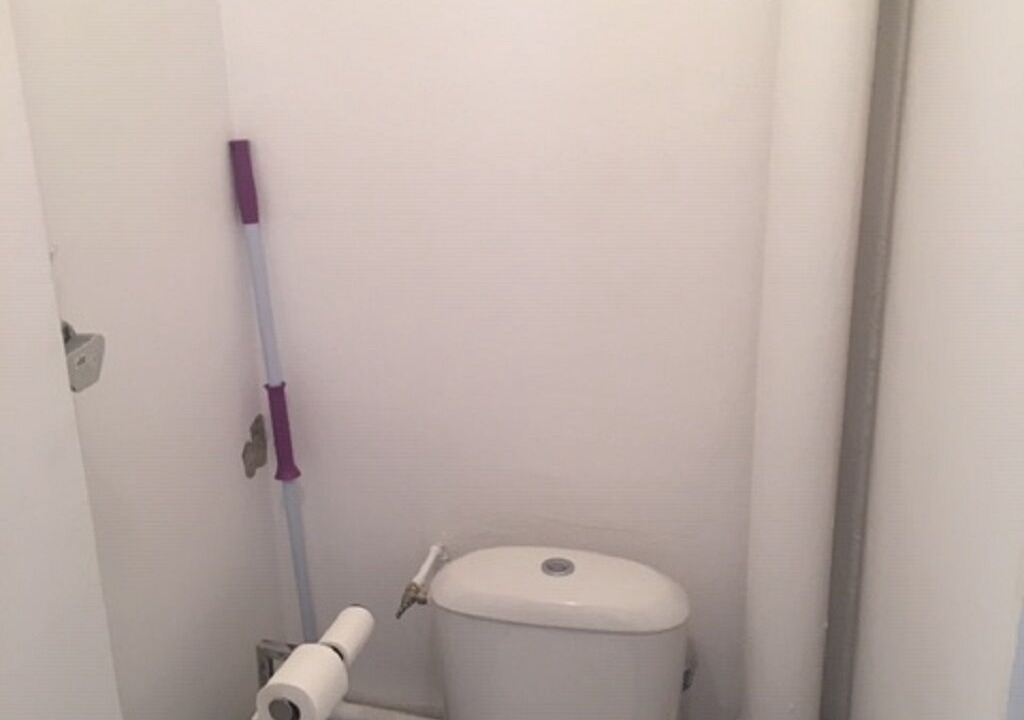 Photo of Bathroom in Deville-les-Rouen