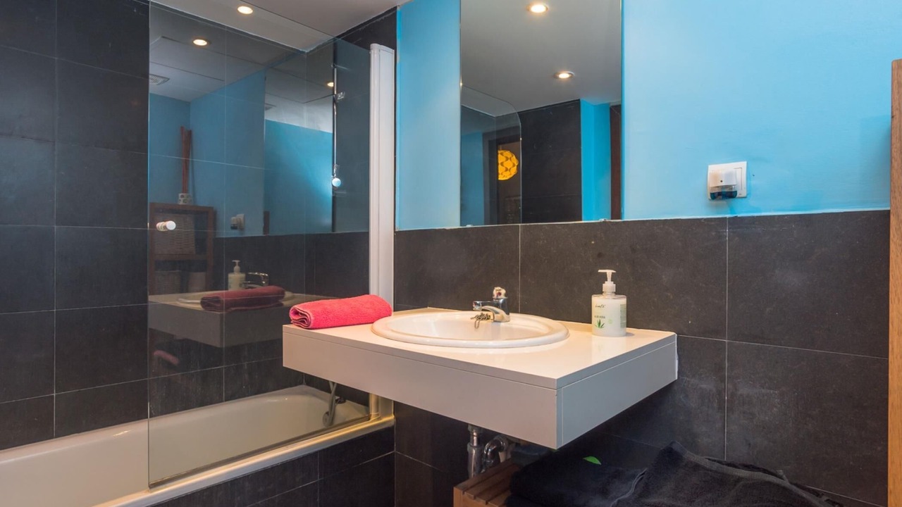Photo of Bathroom in Albons