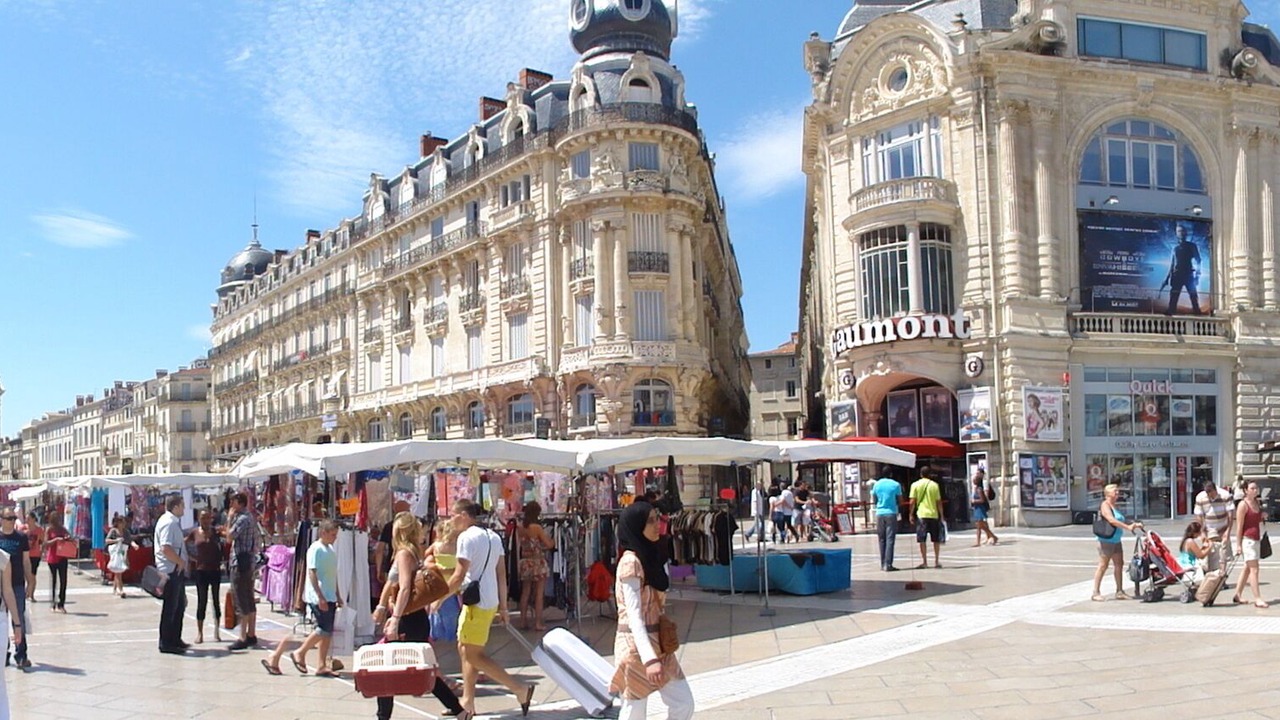 Photo of Others in Les Beaux-Arts