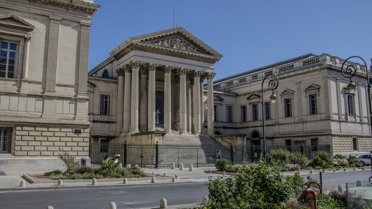 Photo of Others in Les Beaux-Arts