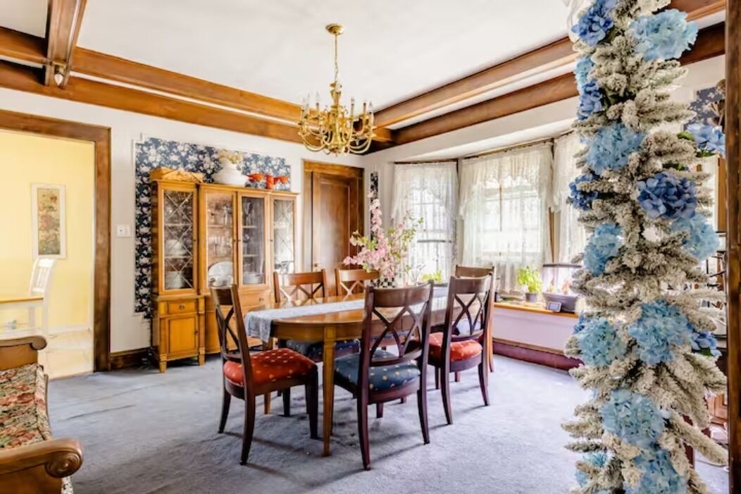 Photo of Livingroom in Eastside