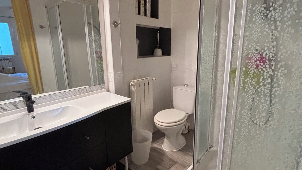 Photo of Bathroom in Aigues-Mortes