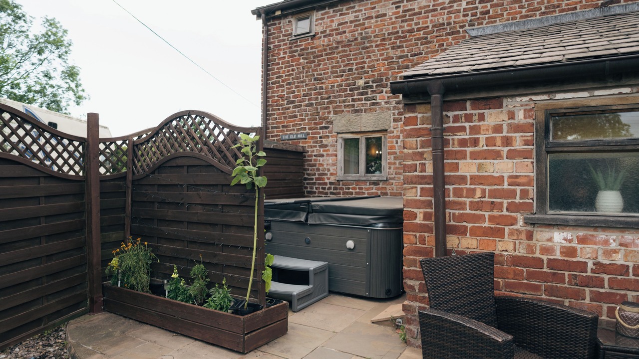 Photo of Others in Moreton