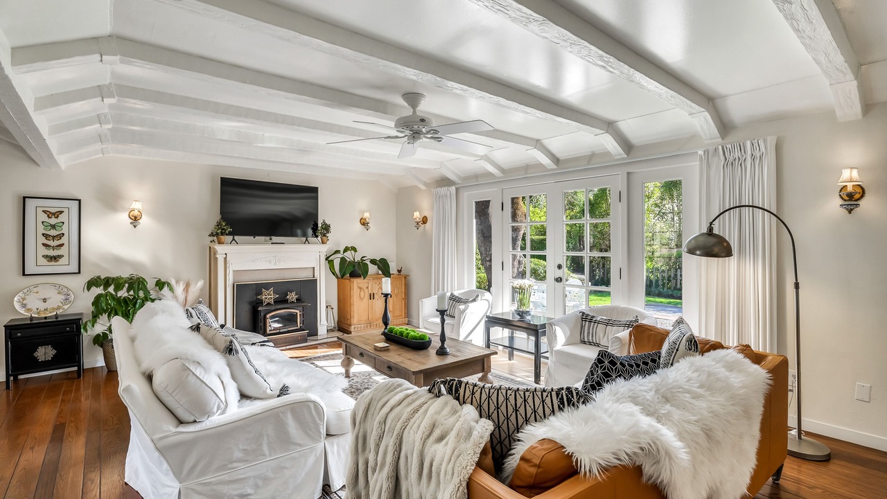 Photo of Livingroom in Glen Ellen