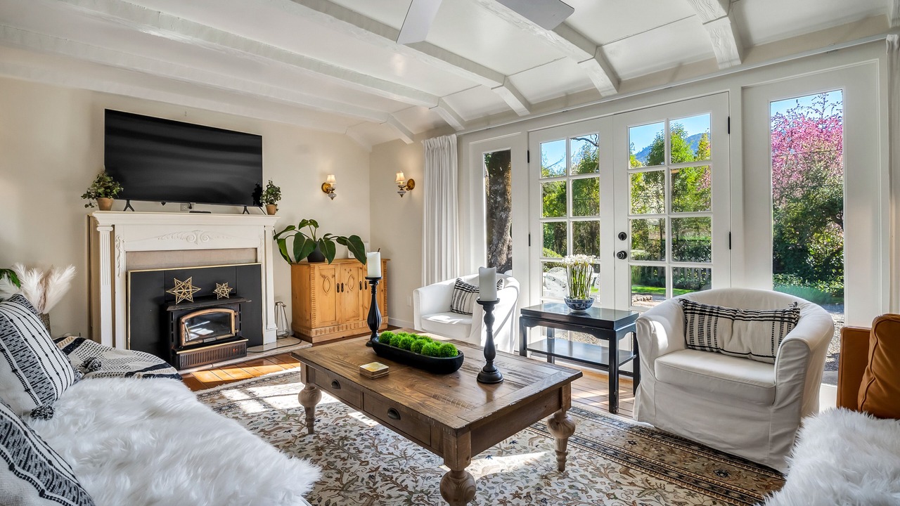 Photo of Bedroom in Glen Ellen