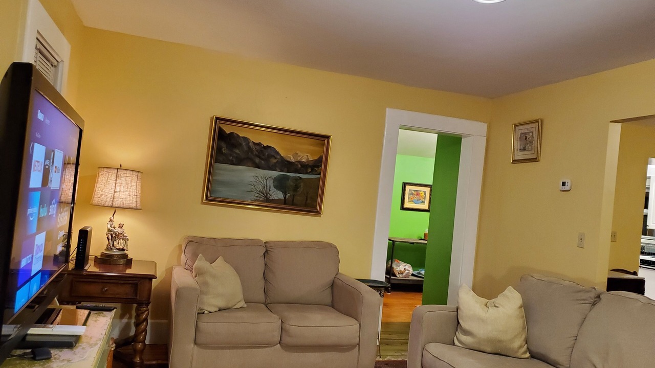 Photo of Livingroom in Highland Lake