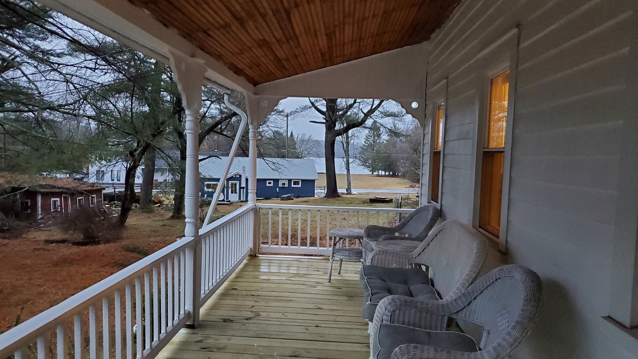 Photo of Patio Balcony in Highland Lake