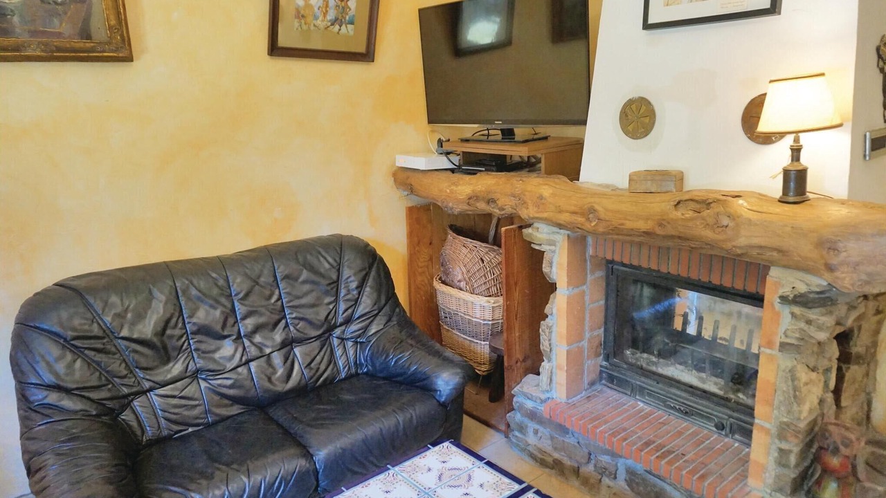 Photo of Bedroom in Prades-sur-Vernazobre