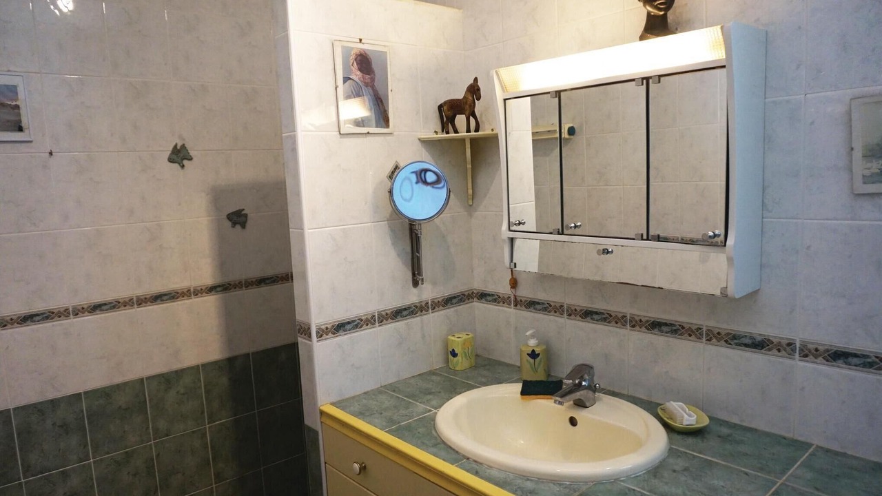 Photo of Bathroom in Prades-sur-Vernazobre