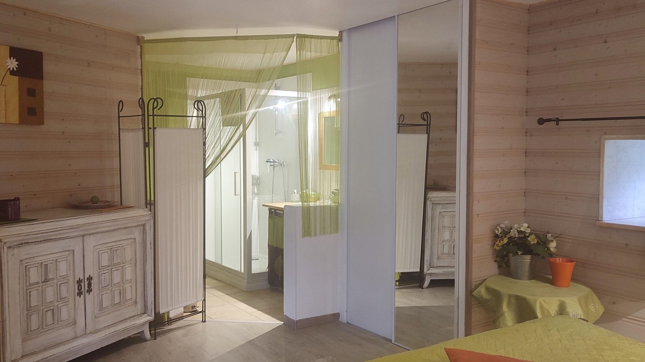 Photo of Bedroom in Gemozac