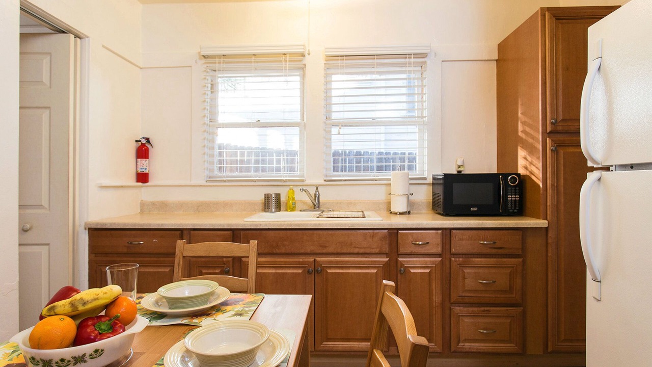 Photo of Others in Hollywood