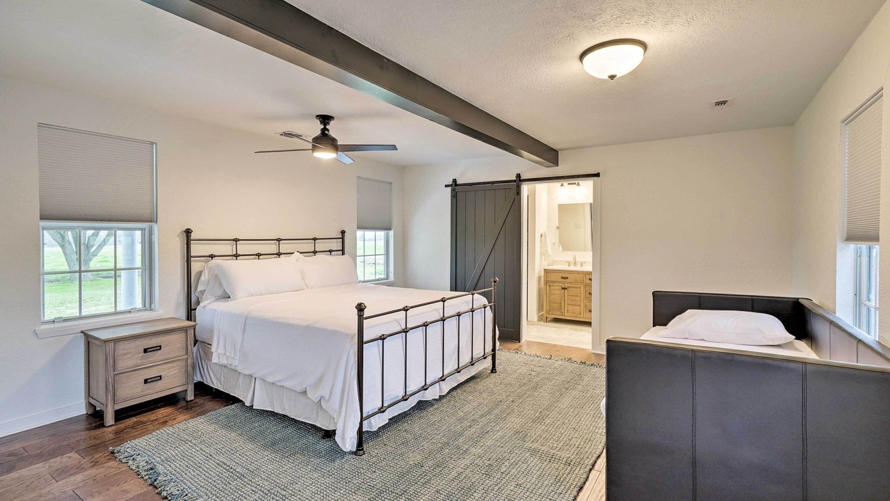 Photo of Bedroom in Schulenburg
