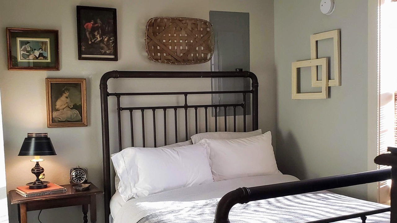 Photo of Bedroom in Mountain View