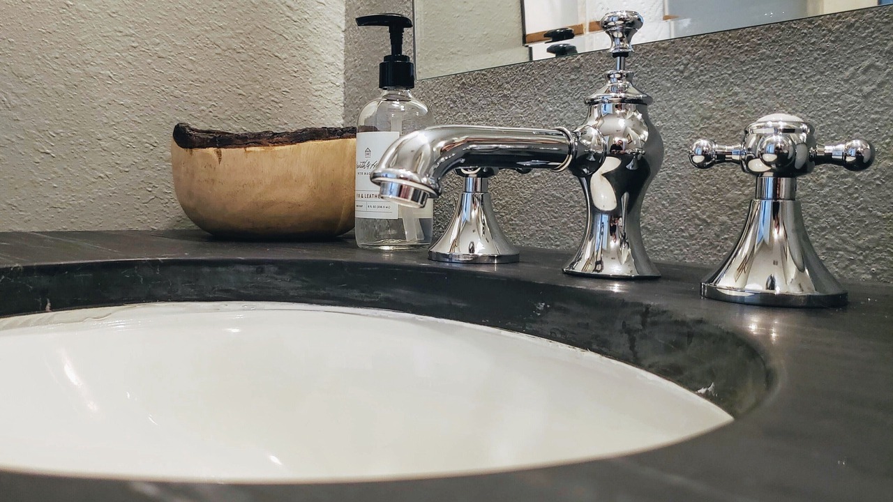 Photo of Bathroom in Mountain View