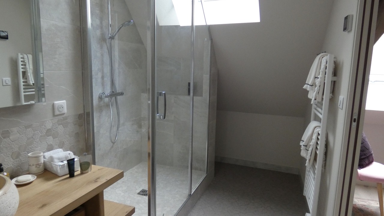 Photo of Bathroom in Sancerre