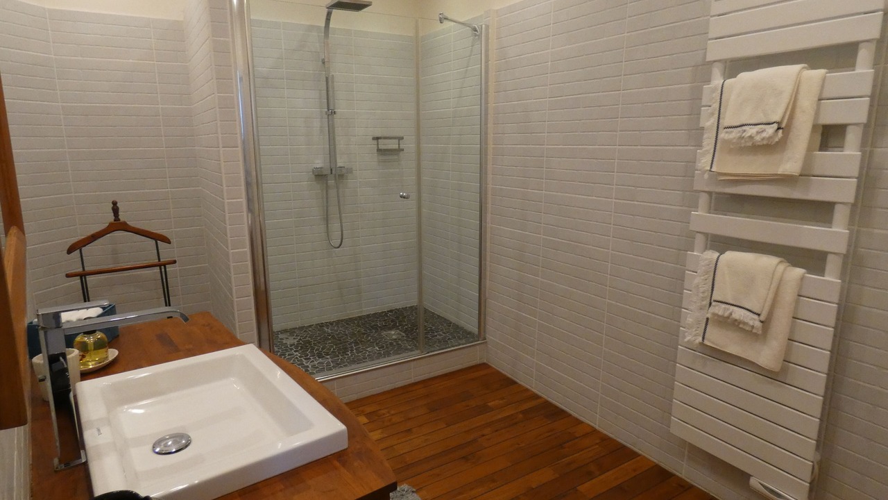 Photo of Bathroom in Sancerre