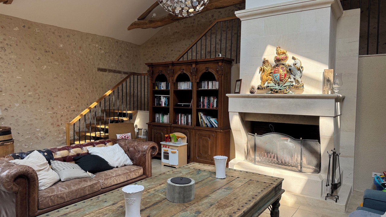 Photo of Livingroom in Manzac-sur-Vern