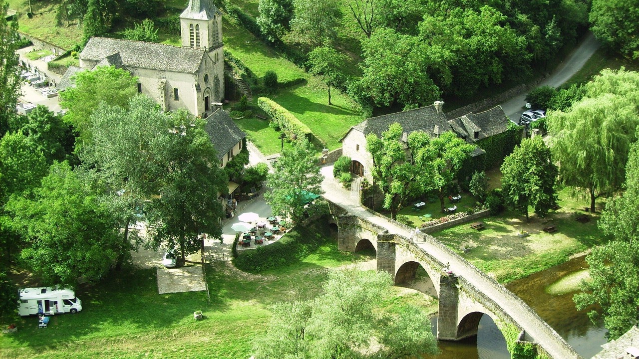 Photo of Others in Belcastel